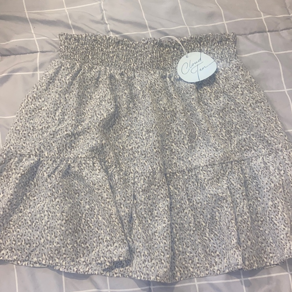 Cloud Ten Blue Leopard Print Skirt with Lining and smocked waistband